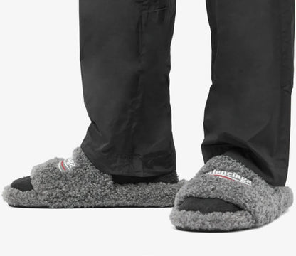 BALENCIAGA FURRY Slides