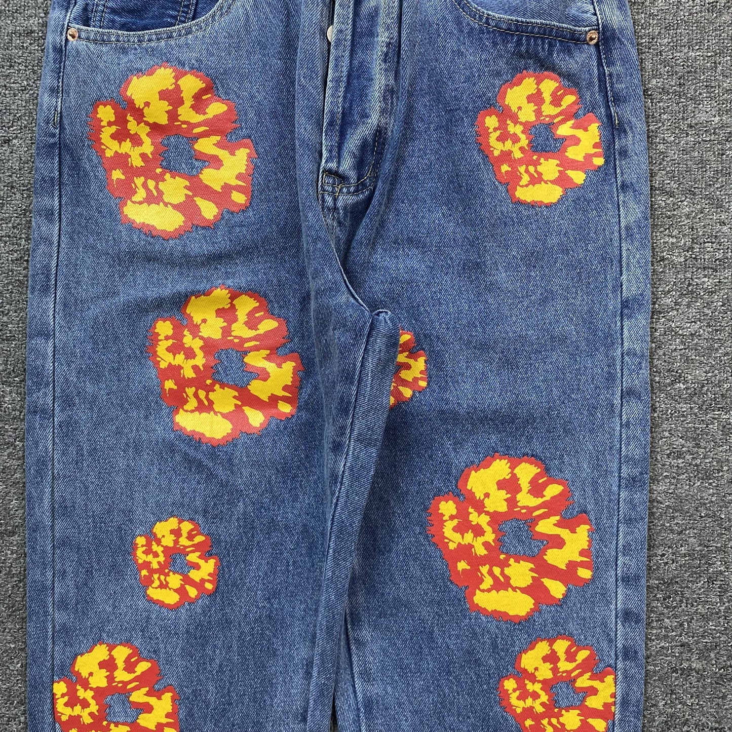 DENIM TEARS x OFFSET JEANS LIGHT WASH